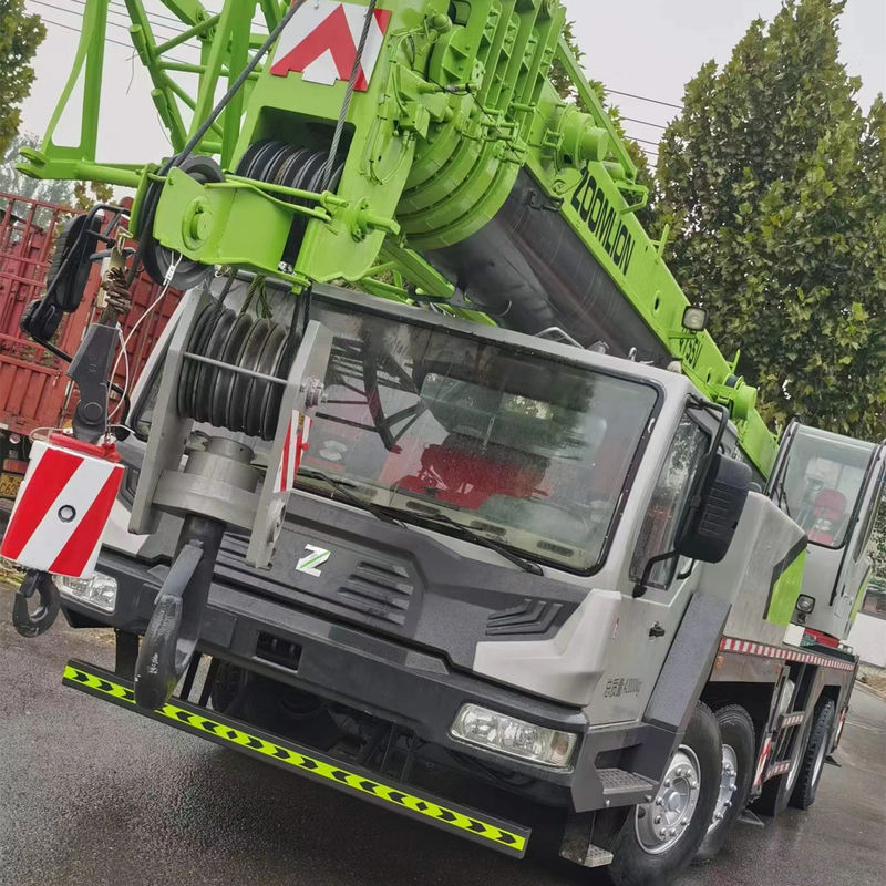 Crane Zoomlion QY50V 50 tonnes Cran de camion d'occasion avec autre soupape hydraulique Cylindre hydraulique