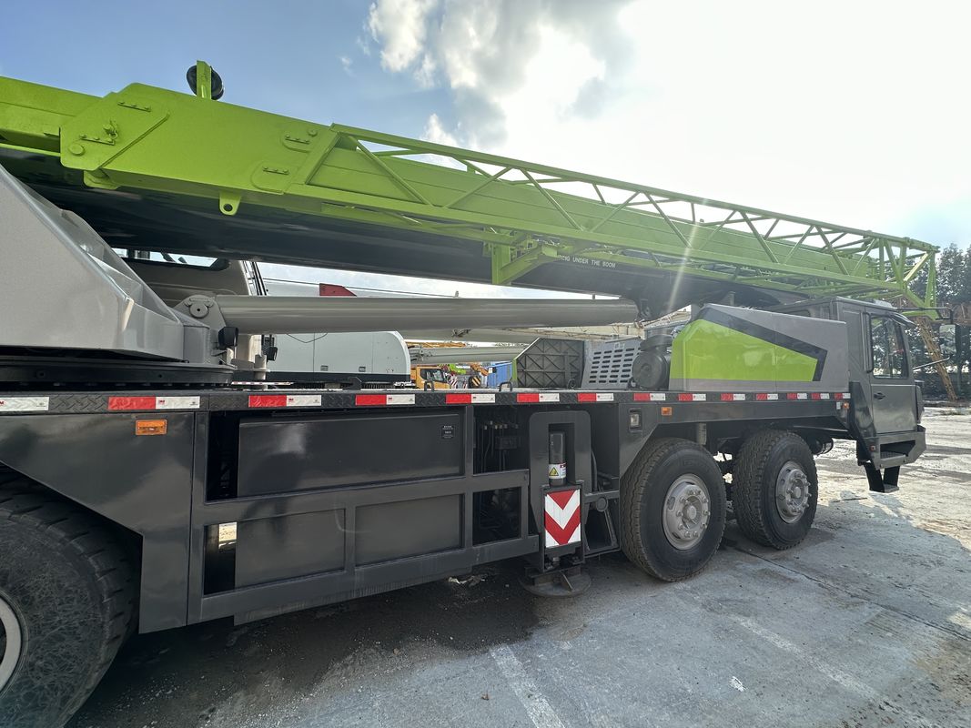 Zoomlion 55 tonnes camion grue 50 tonnes de capacité pour les projets de construction en 2020