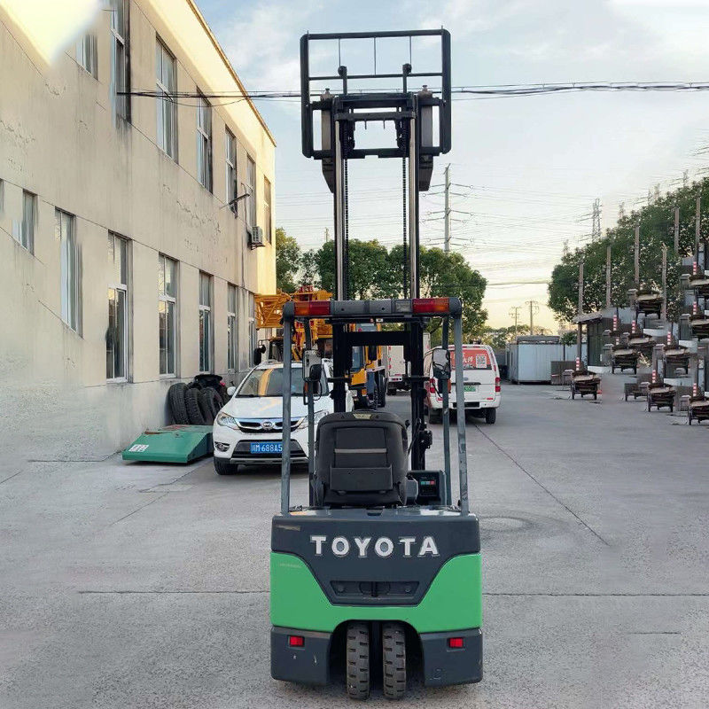 Camion élévateur électrique Montacargas durable avec une capacité de charge de 3 tonnes et une hauteur de levage de 3 m
