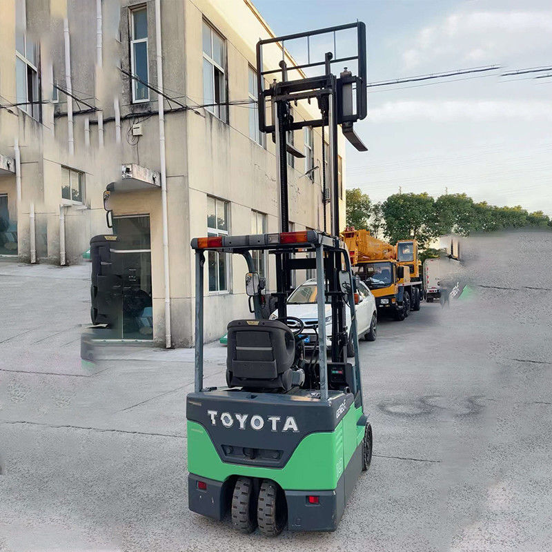 Camion élévateur électrique Montacargas durable avec une capacité de charge de 3 tonnes et une hauteur de levage de 3 m