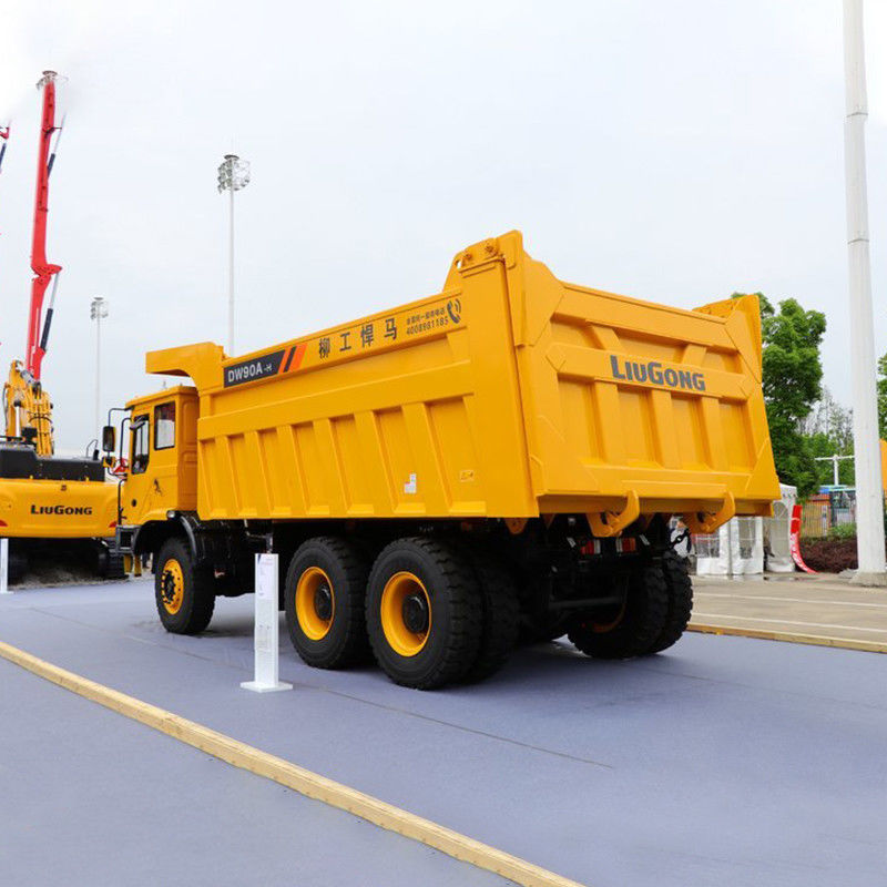 10 tonnes de camions-déchargeurs miniers 4X2 avec une capacité de réservoir de carburant ≥ 600L pour le transport du charbon