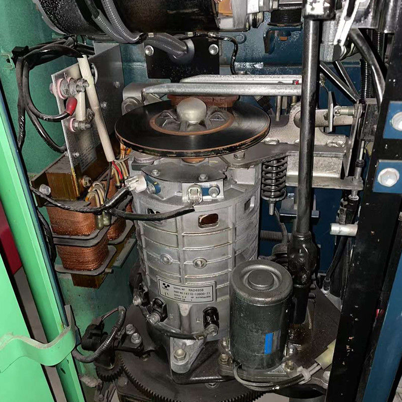 Vendre un chariot élévateur diesel électrique de 105 tonnes avec pneu tout-terrain antidérapant et largeur de fourchette de 150 m