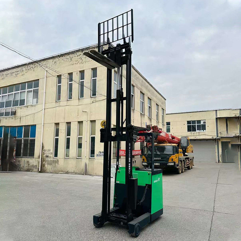 Mini Montacargas Electrico Telehandler chariot élévateur électrique de 1,5 tonne avec une largeur de 150 m