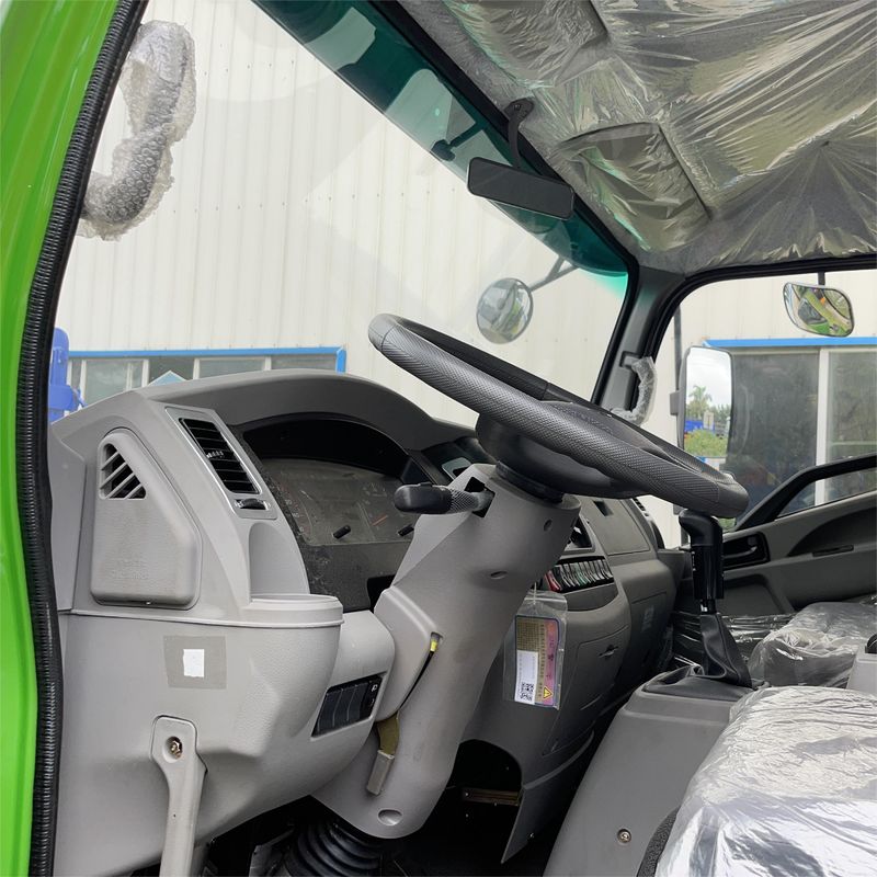156 chevaux EURO-V Camion à déverrouillage léger à émission en type carburant diesel Pas de régulateur de vitesse