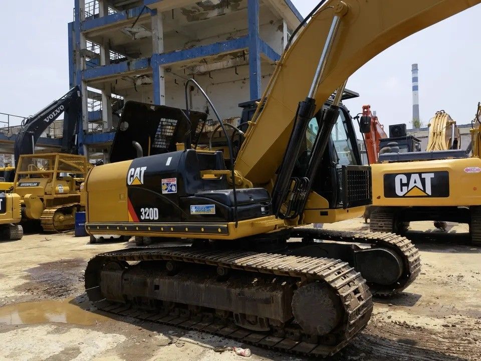 2021 Excavateur Caterpillar d'occasion CAT 320D2 Excavateur rampant de 20 tonnes Poids de fonctionnement