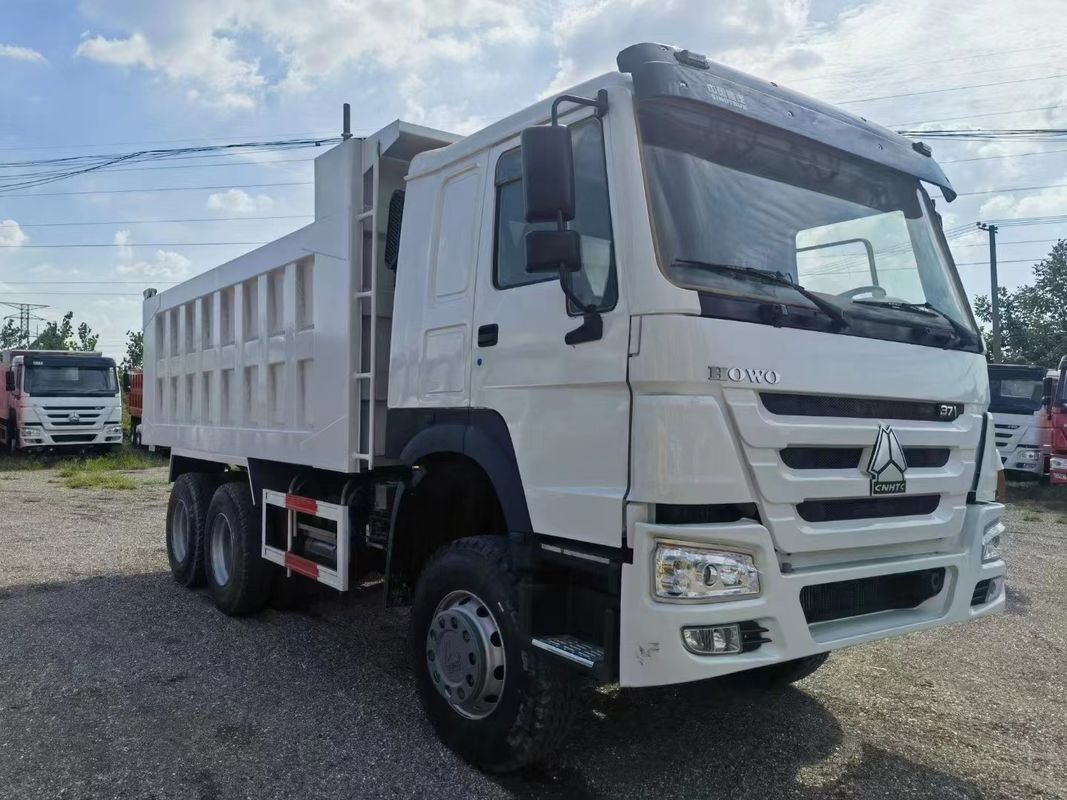 25 tonnes de chargement de camion de remise en main HOWO 371HP 6x4 camion de décharge d'occasion en bon état