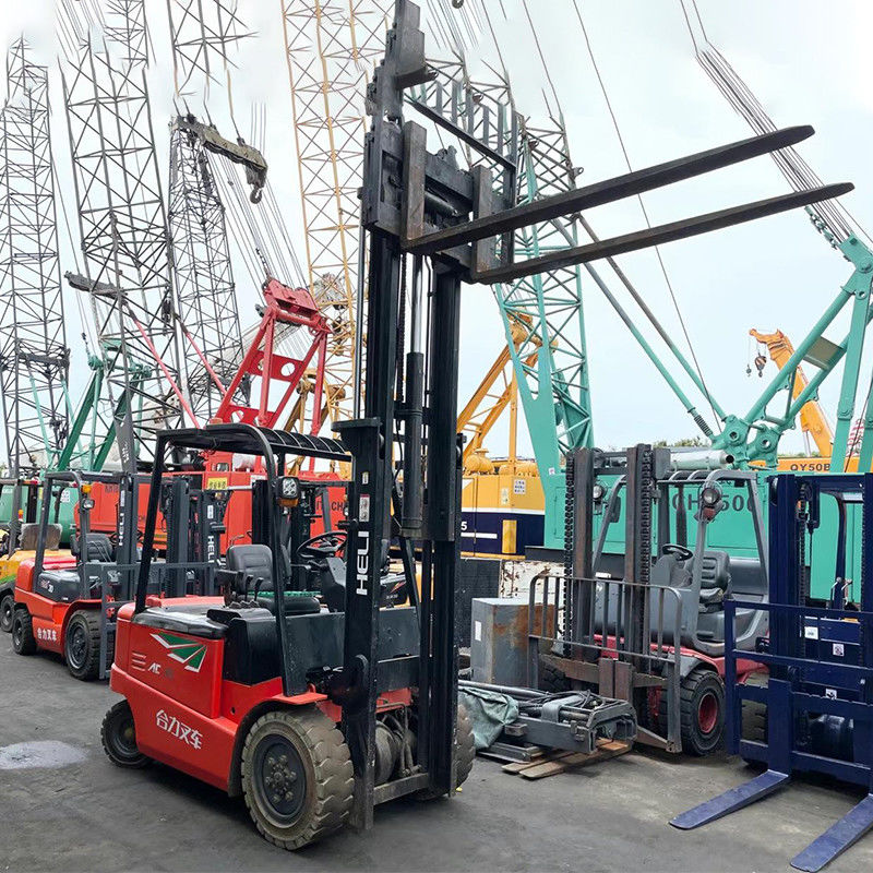 Capacité nominale 2T-10T Support personnalisation 3 tonnes chariot élévateur diesel avec moteur optionnel