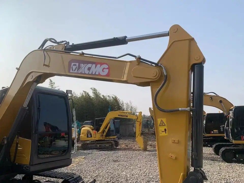 7.5 Tonnes XE75 Petite excavatrice hydraulique polyvalente destinée à la construction dans les années 2016-2020