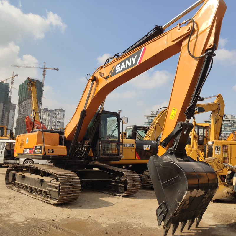 Utilisé Sany 215C machines de creusement de creuseurs avec 21 tonnes de tonnage et 21900 kg de poids