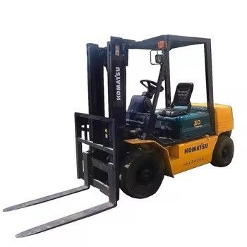 Téléchargeuse diesel 3 tonnes utilisée Komatsu FD30 au Japon avec moteur 4D94LE