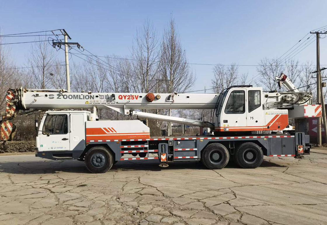 Zoomlion QY25V 25t Grue de camion d'occasion avec pompe hydraulique en excellent état de fonctionnement