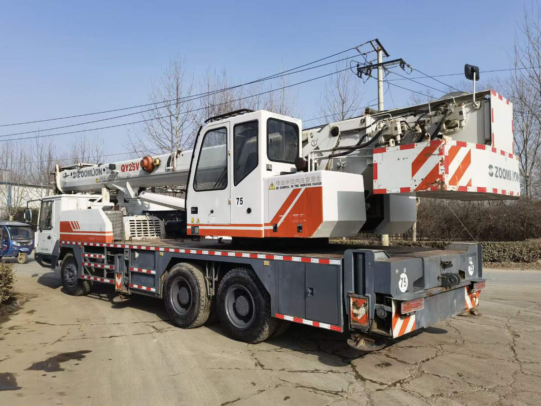 Zoomlion QY25V 25t Grue de camion d'occasion avec pompe hydraulique en excellent état de fonctionnement