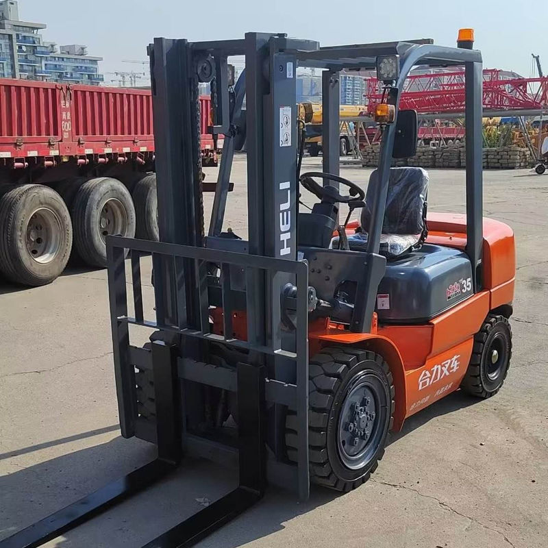Après-service Vidéo Support technique Hélicoptère 3 tonnes Camion élévateur diesel Longueur de la fourchette 1070 mm