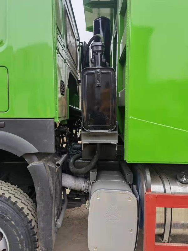 Camion Sinotruck d'occasion de 6x4 371 ch 30 tonnes Howo avec moteur Weichai WD615.47