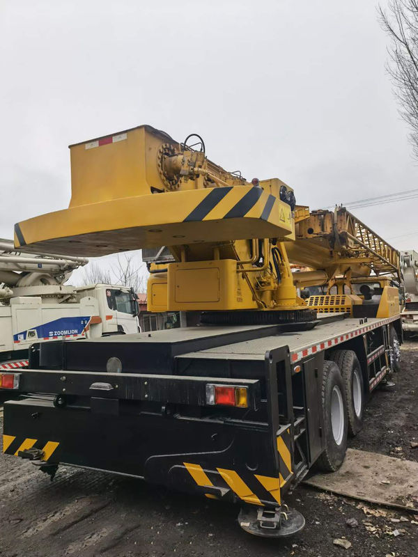 Levé de chariot de construction 50 tonnes utilisées Grues de base de 10,7 m et pompe hydraulique