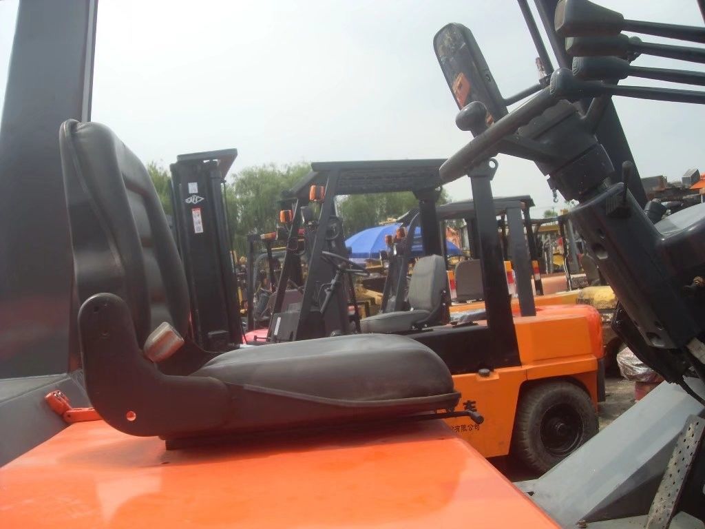 Télélivrateur à grande capacité de 15 tonnes utilisé pour l'Afrique Moteur facultatif 2 étages/3 étages