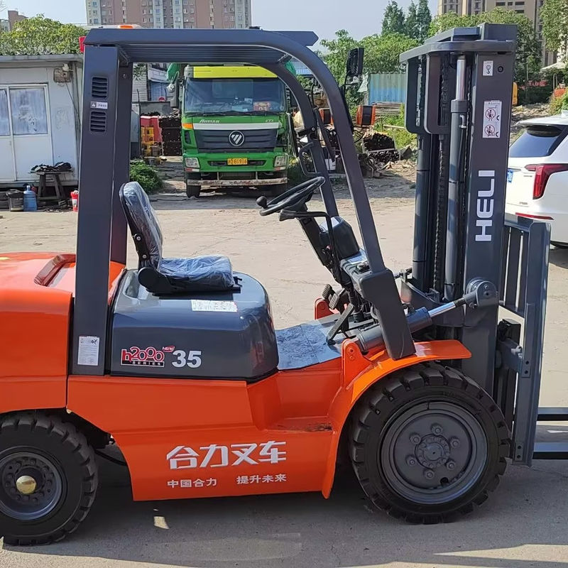 Chinois HELI 3,5 tonnes utilisé chariot élévateur diesel avec manœuvrabilité flexible