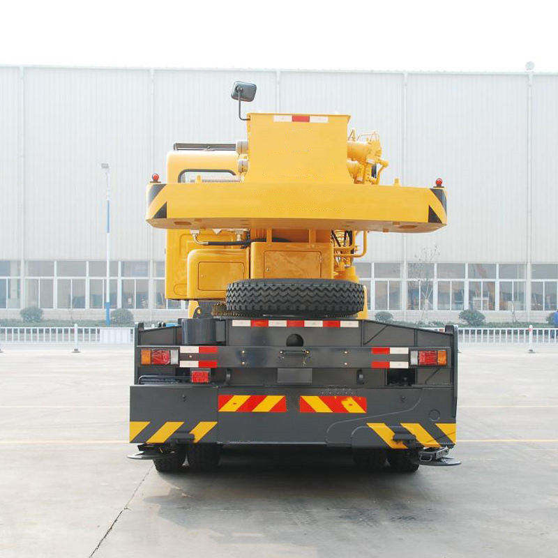 5000 kg Poids de la grue de camion Qy50k avec une haute capacité de levage et une grande efficacité de fonctionnement