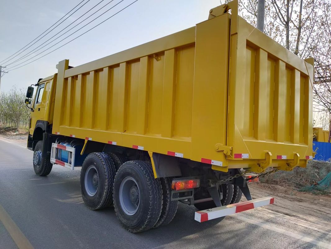 Utilisé HOWO 6x4 camion à déverrouillage camion à déverrouillage avec 6 cylindres et 126000kg de poids de frein