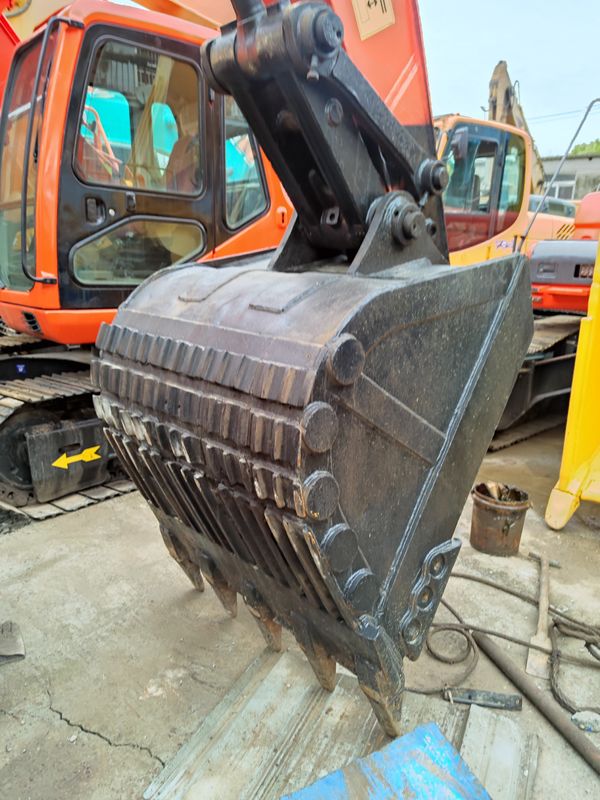 22500 kg de poids de travail utilisée Excavatrice Doosan 225 avec 2001-4000 heures de travail