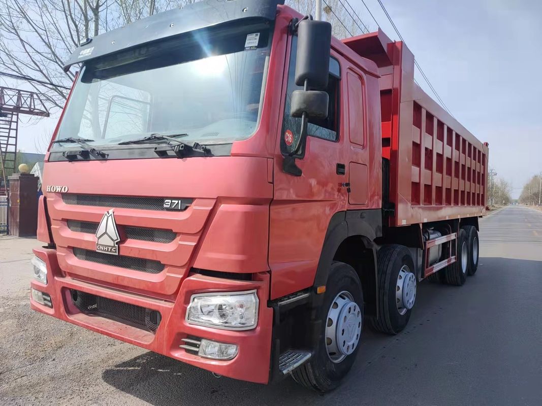 Fermeture manuelle SINO Camion à 12 roues LHD 50 tonnes d'occasion 8x4 Camion d'occasion HOWO