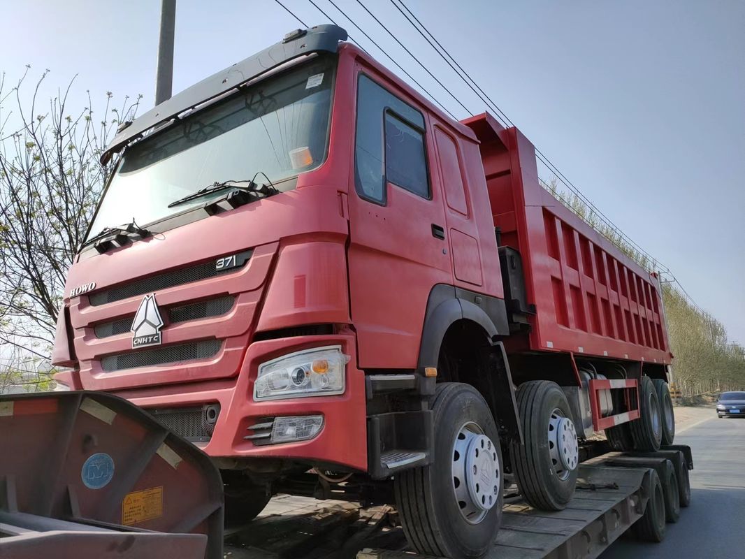 Fermeture manuelle SINO Camion à 12 roues LHD 50 tonnes d'occasion 8x4 Camion d'occasion HOWO