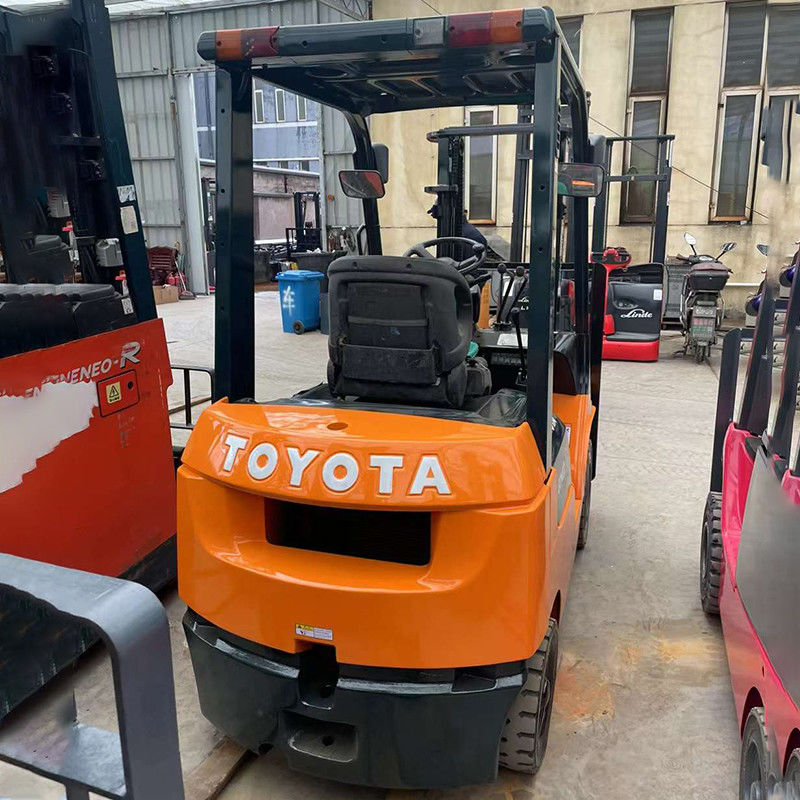 Mode électrique entièrement Toyota 3 tonnes Chauffre-échafaudage d'occasion en bon état et pneus en nylon