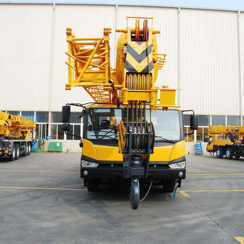 50 tonnes P H QY50KA Grue de camion d'occasion en bon état et hauteur de levage maximale de 58,1 m