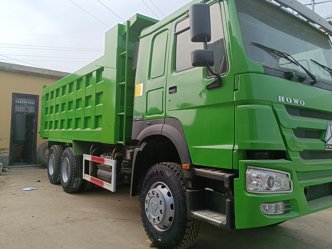 Camion Sinotruck d'occasion 6x4 371hp 30 tonnes Camion à décharge Howo avec type de transmission manuelle