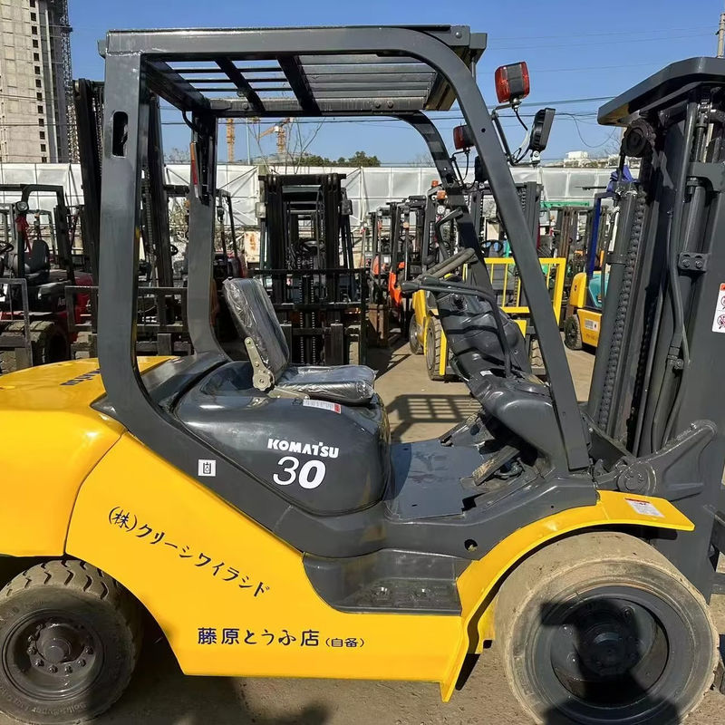 Accueil FD30 Original Japon Komatsu Used Télélivrateur de chargement avec 150 mm de largeur de fourchette
