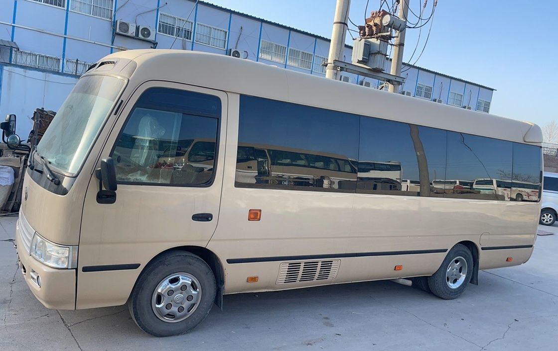 30 places LHD Driving Bus avec 4104 ml de cylindrée et carburant diesel pour répondre à vos besoins