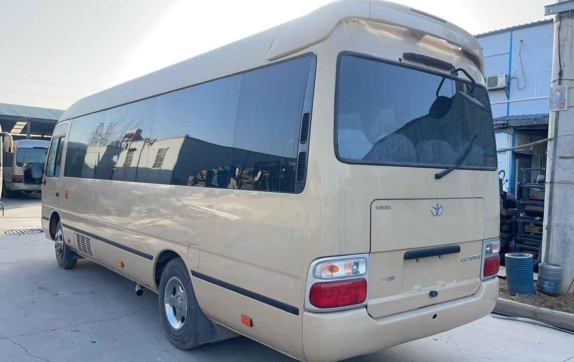 30 places LHD Driving Bus avec 4104 ml de cylindrée et carburant diesel pour répondre à vos besoins