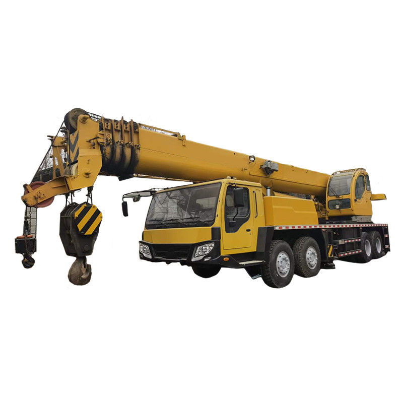 Machine d'ingénierie d'occasion de 50 tonnes avec bras à pleine extension de 33 m en bon état