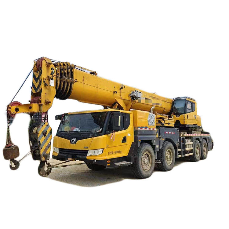 Crane de 130 tonnes XCT130 Téléscopique Cran d'araignée Camion de couleur originale Heures de travail 2001-4000