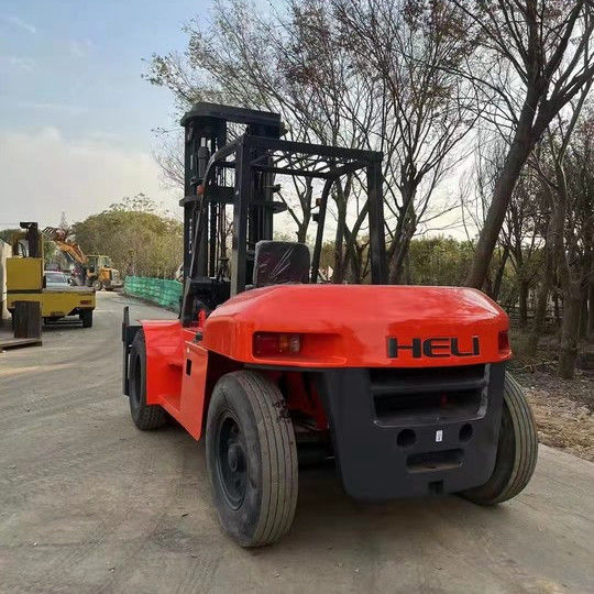 Outils de levage 10 tonnes chariot élévateur diesel avec 3000 mm-6000 mm hauteur de levage et performance