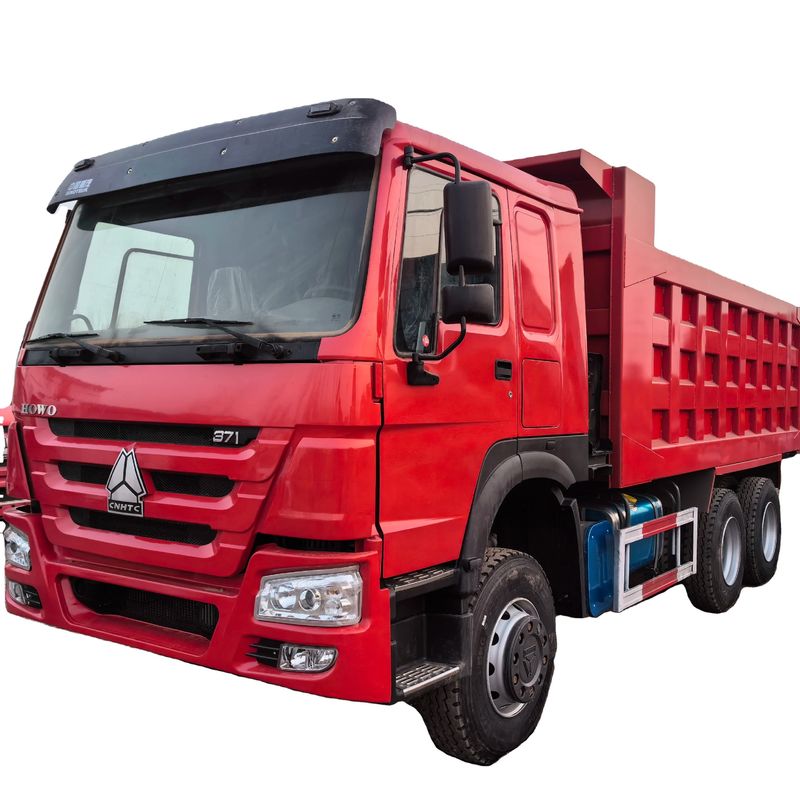 Truc à ordures HOWO 8X4 à 371 chevaux entièrement rénové avec une longueur de réservoir de cargaison de 6,2 à 8 m et ABS