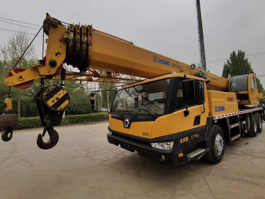 10% de réduction sur les grues de camions d'occasion de 50 tonnes 25K5 avec moteur WEICHAI