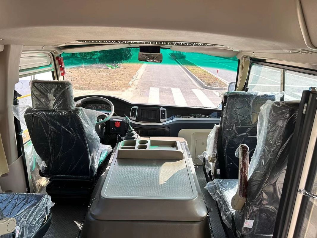 Autobus mini-modèle à quatre roues avec norme d'émission Euro 2 et type de carburant diesel