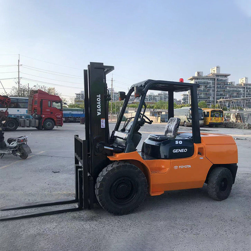 Bon état de fonctionnement 5 tonnes 8FD50N chariot élévateur abordable et hauteur de levage 3000mm-6000mm