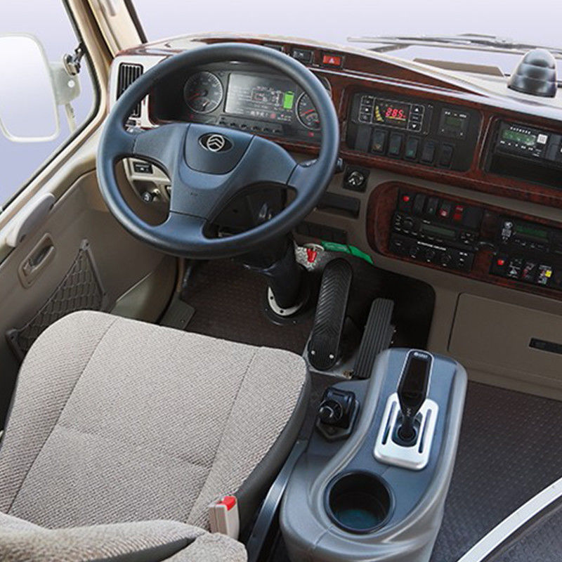 Prix abordable largeur 2280mm Luxe VIP Mini Bus Côte pour l'Afrique Vitesse maximale 100km/h