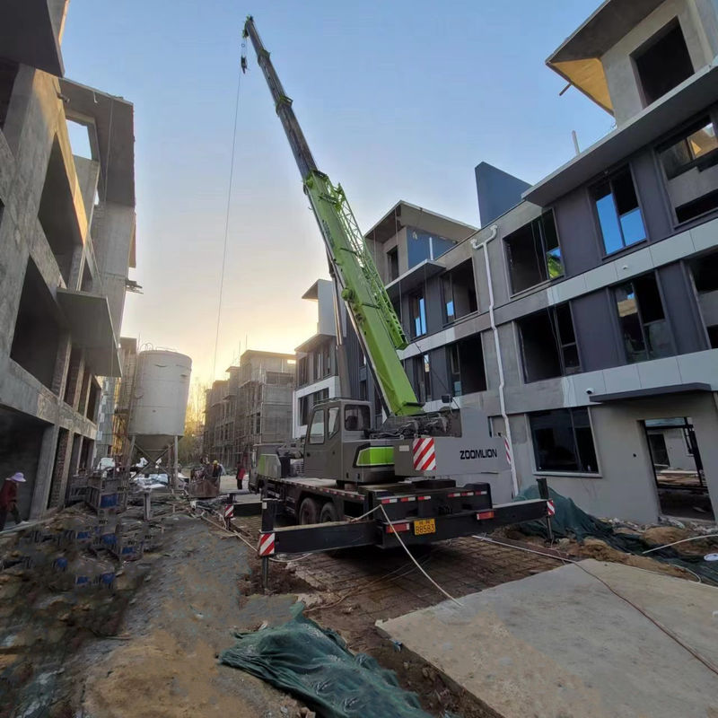 2019 Commerce 25 tonnes utilisées Zoomlion 38m Téléscopique grue camion grue pour votre construction