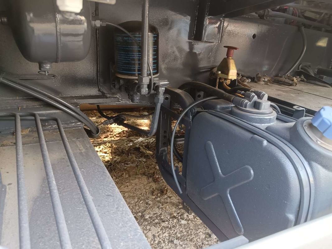 22679.6kg Capacité maximale de levage 10 roues QY25 25t Téléscopique utilisé camion grue à vendre