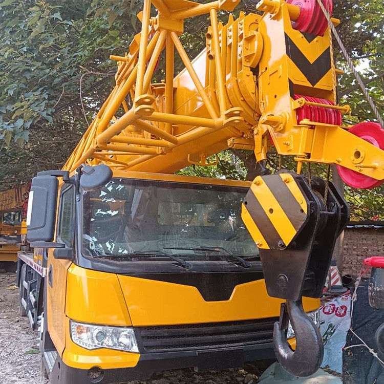25 tonnes QY25 camion grue mobile avec 2001-4000 heures de travail et hauteur maximale de 39,21m