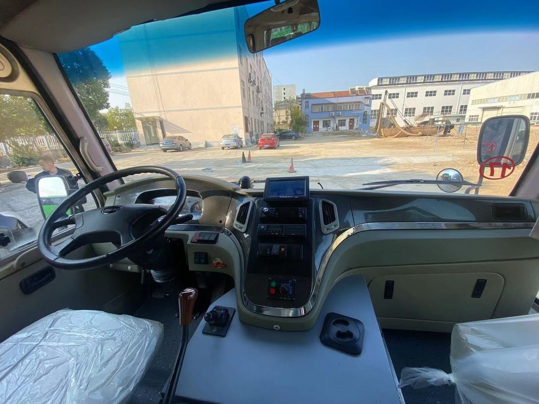 30 sièges 4*2 Toyota Coaster Bus G.V.W 7400kg Utilisé pour le transport de vos passagers
