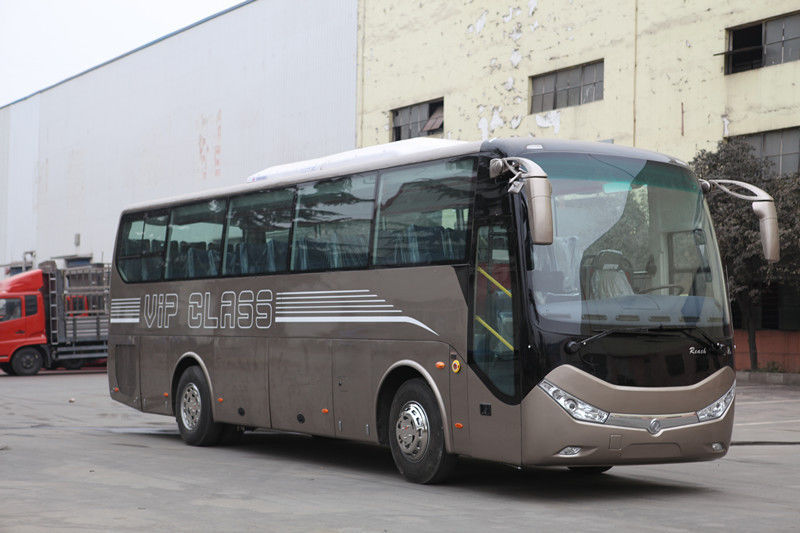 10490mm Longueur Dongfeng Chaolong Lhd 45 sièges Bus de luxe avec moteur diesel