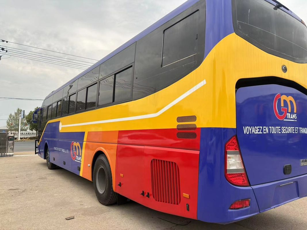 Autobus de passagers de 72 places à conduite à gauche avec un moteur standard Euro 4 de capacité 8L