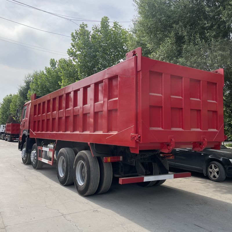 Toupant maximal 1500-2000Nm SINO TRUCK utilisé HOWO 8*4 Truck à décharge lourde