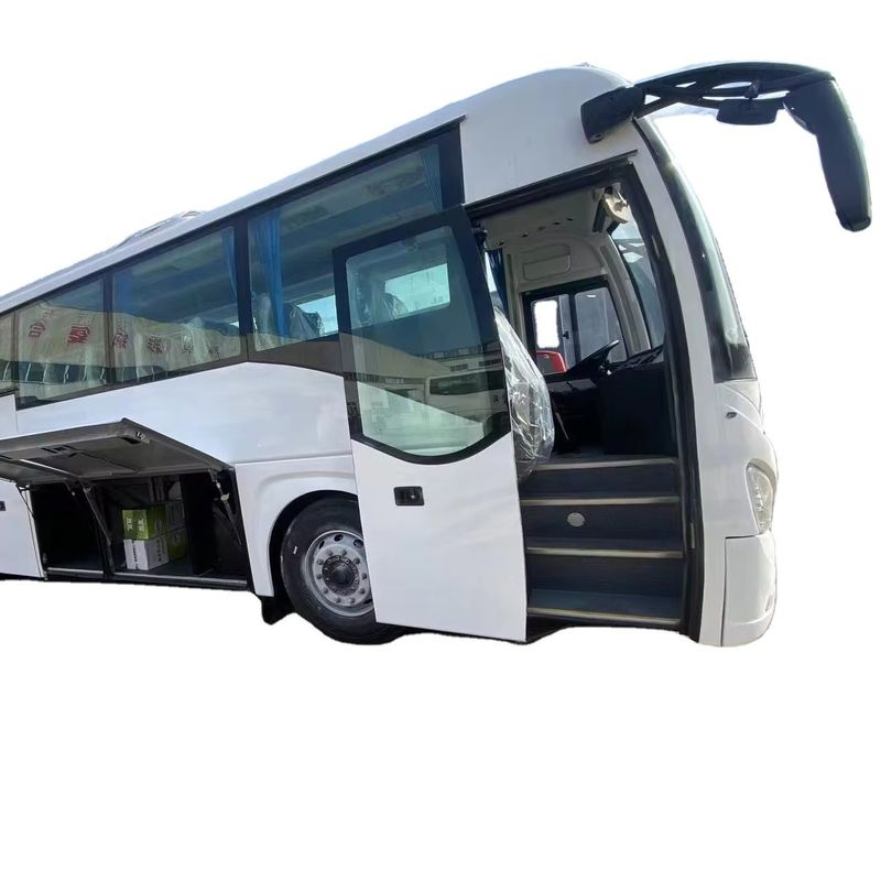 30/45/57 sièges Autobus touristique avec 8400 ml de capacité 10990*2500*3670 mm