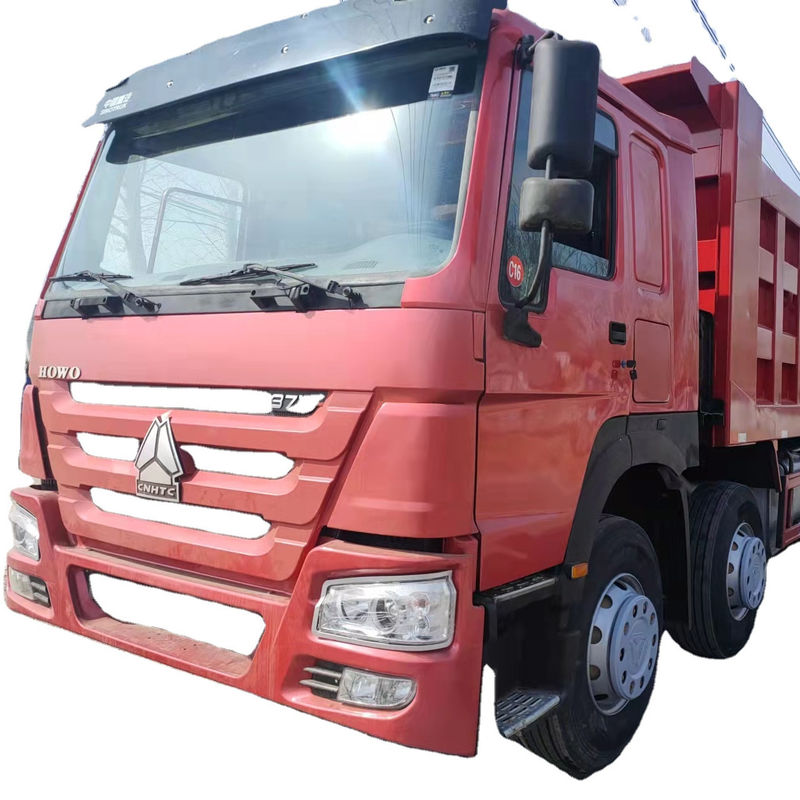 SINO 8*4 Chariot à décharge lourd Chariot à décharge LHD Capacité de charge 11 20T Capacité du moteur 8L