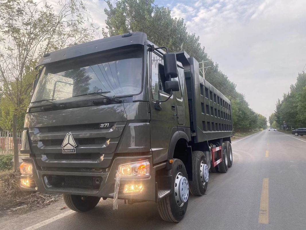 11-20T Capacité de charge Conditionneur d'air manuel utilisé SINO HOWO 8*4 Camion à décharge lourd
